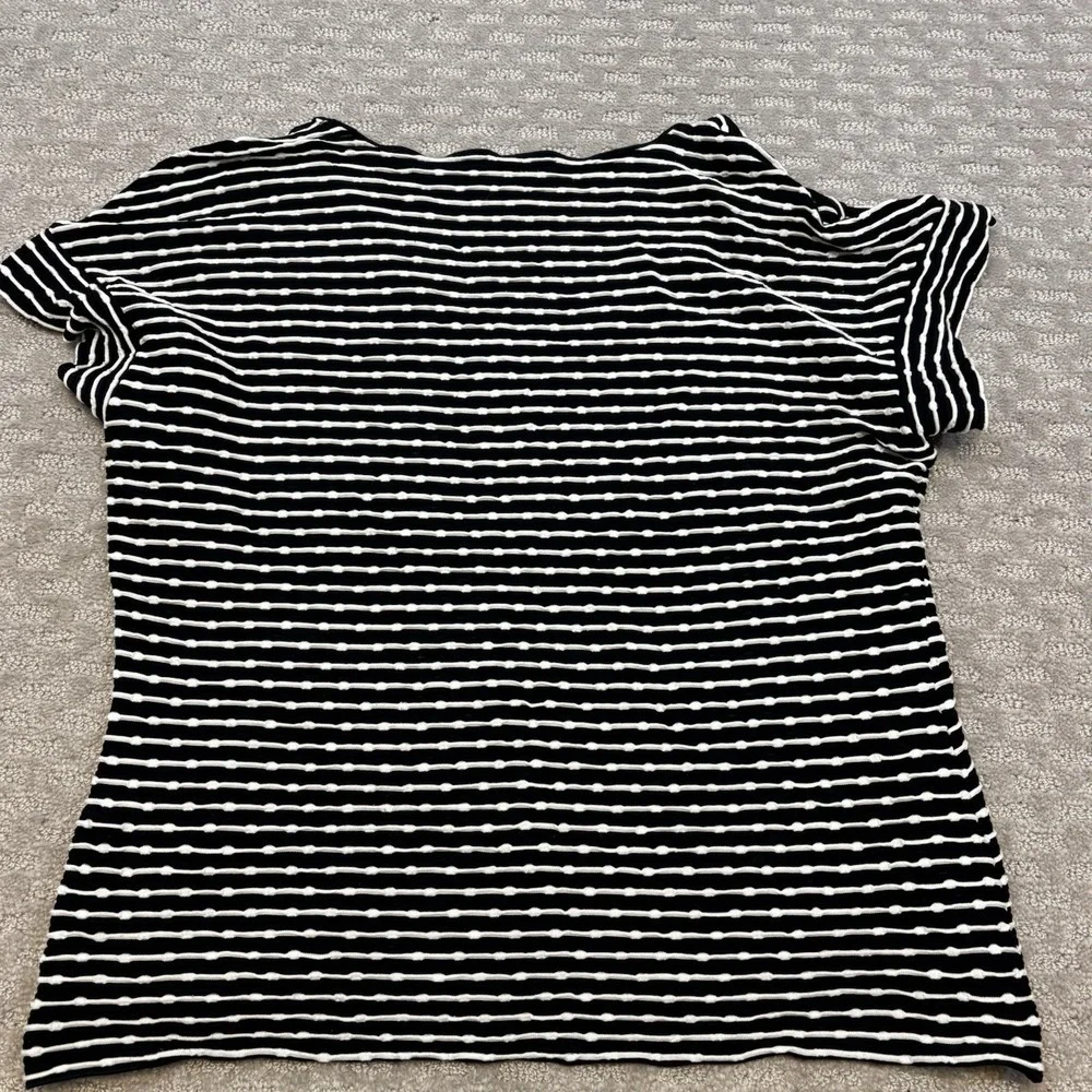 Armani Collezioni Shirt Women Size 12 Black White Stripes Short Sleeve Blouse - Picture 6 of 6